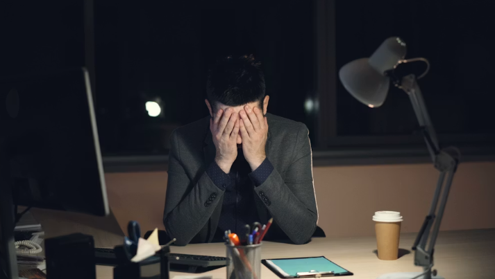 좋은 실적표를 앞에 두고도 초조해하는 리더, 고성과자 번아